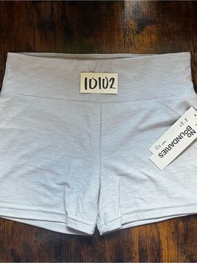 No Boundaries Women's Light Gray High-Rise Bike Shorts